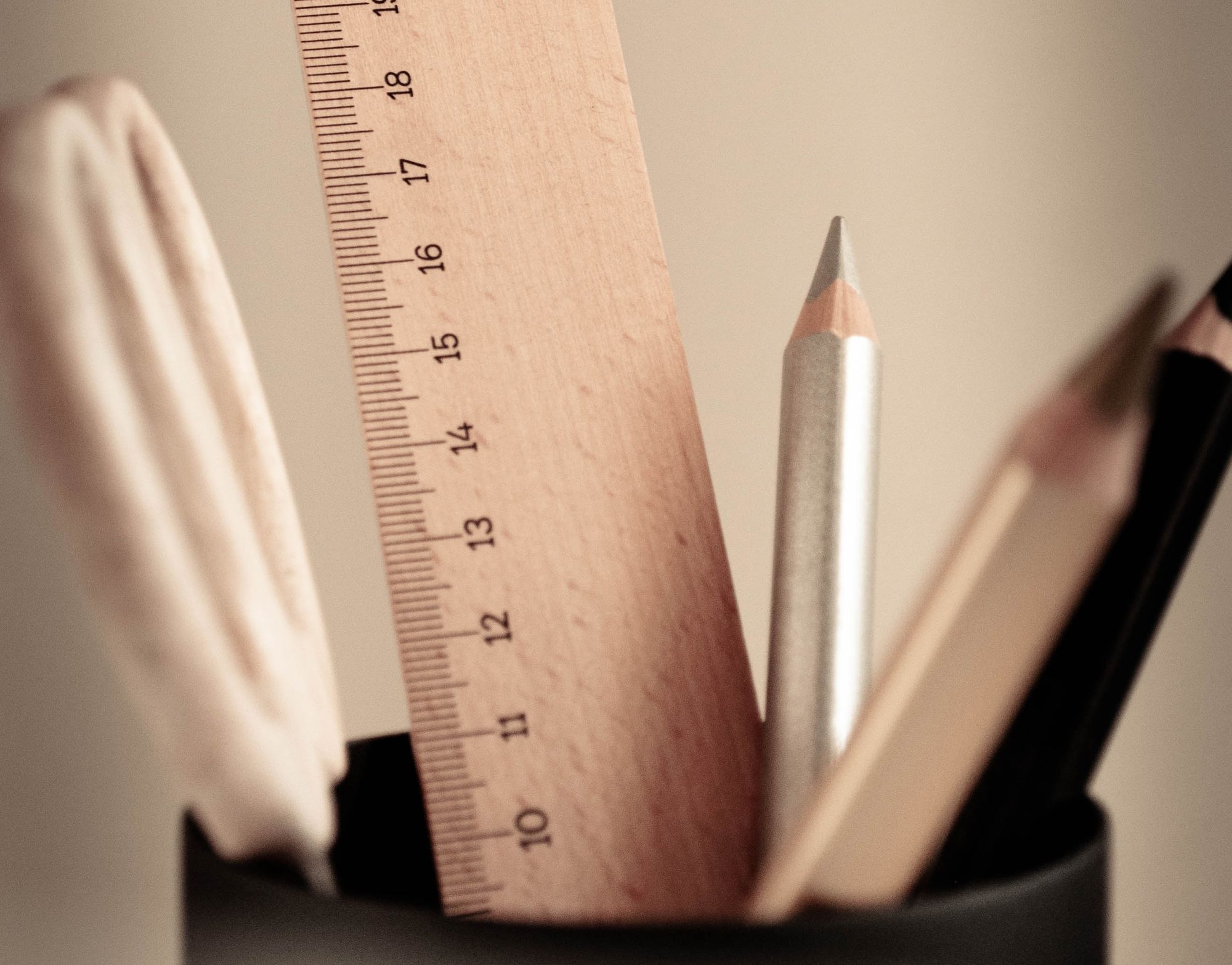 Benchmarking DL Models: How to do it Right