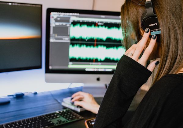 Use Case: A Voice Recognition model using Image Recognition
